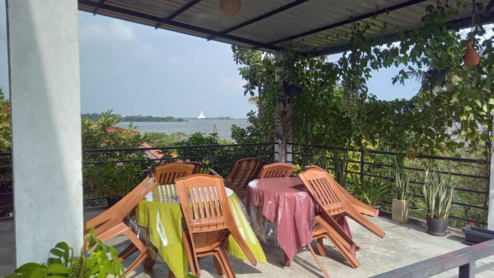 Lake Edge Resort Anuradhápura Exteriér fotografie